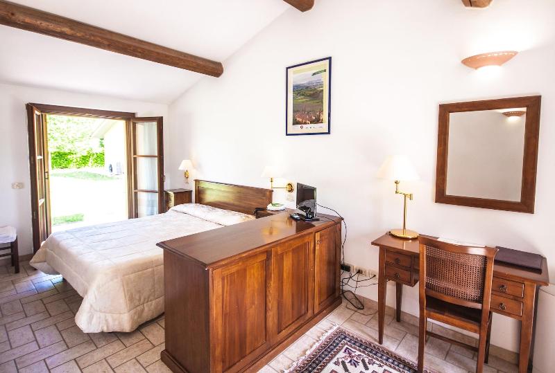 Villaggio Albergo Le Macerine - Oda
