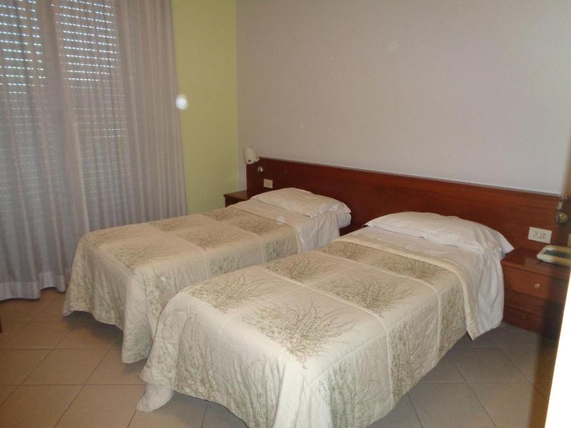 Hotel Millennium - Oda