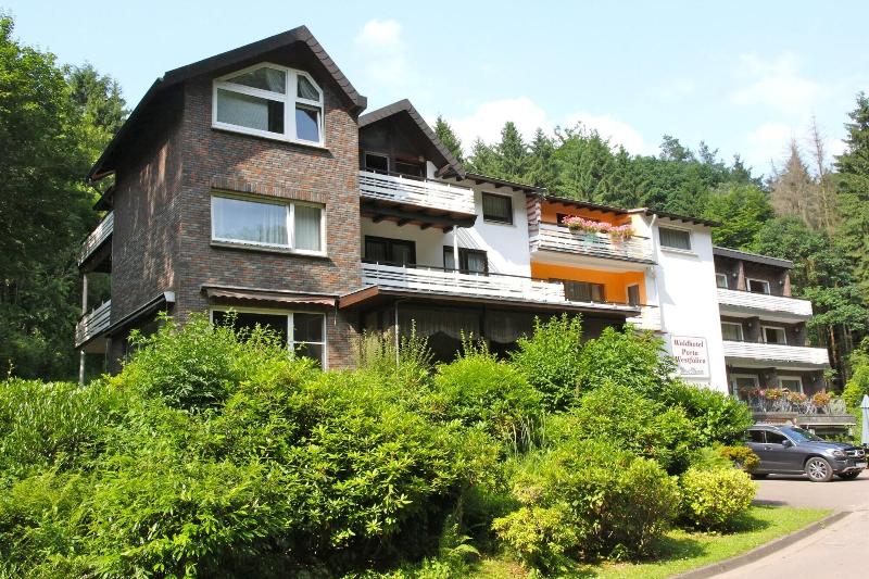 Waldhotel Porta Westfalica Garni - Genel