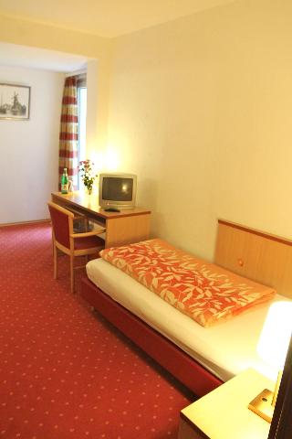 Waldhotel Porta Westfalica Garni fotoÄŸrafÄ±