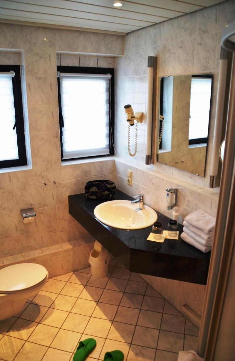 Hotel Exquisit - Oda