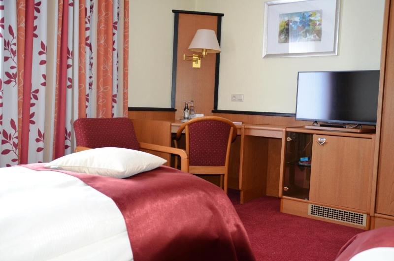 Hotel Exquisit - Oda