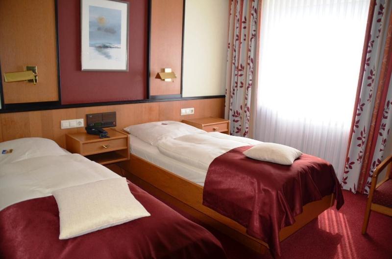 Hotel Exquisit - Oda