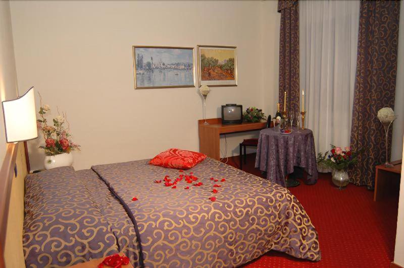 Hotel Italia & Lombardi - Oda