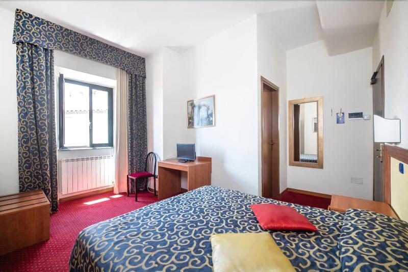 Hotel Italia & Lombardi - Oda