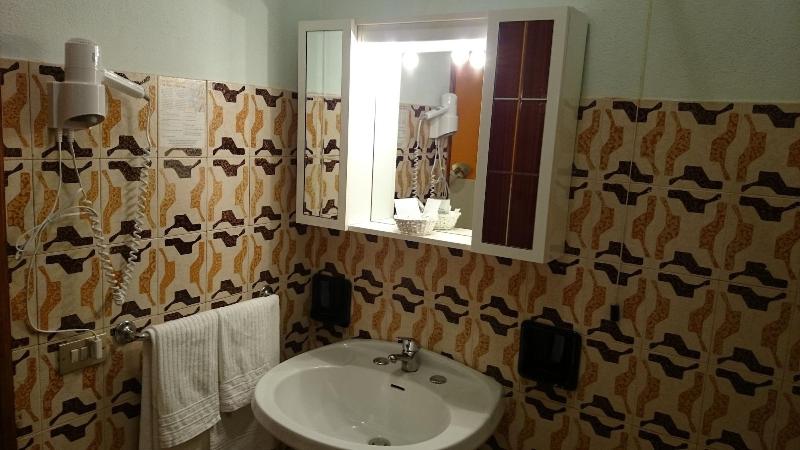 Ogliastra Hotel - Oda
