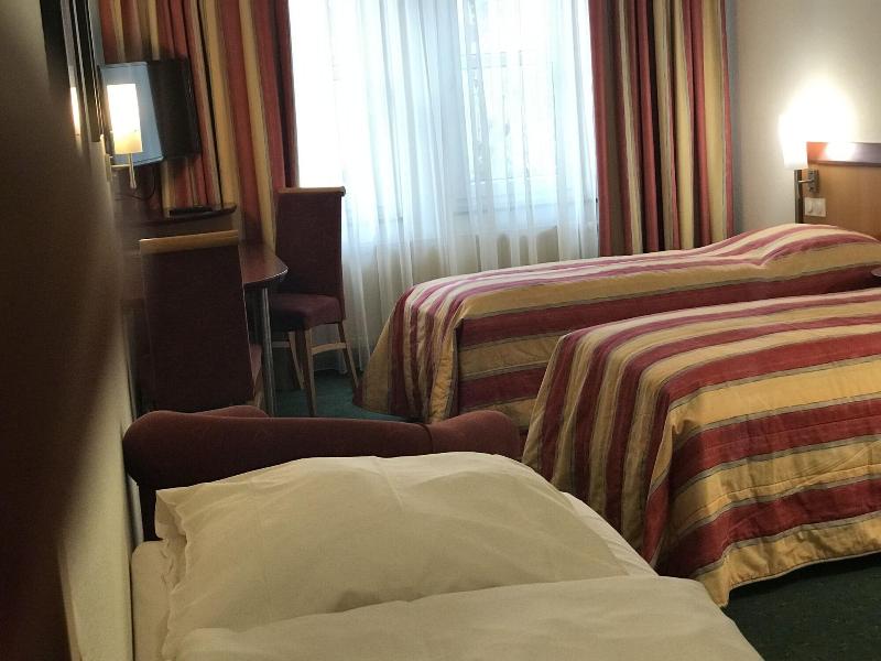 Hotel Gasthof Gruener Wald - Oda