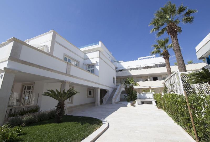 Bianco Riccio Suite Hotel - Genel