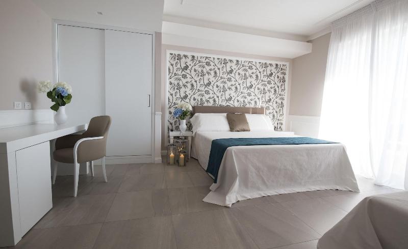 Bianco Riccio Suite Hotel - Oda