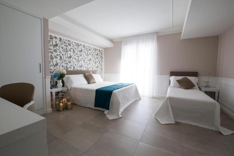 Bianco Riccio Suite Hotel - Oda