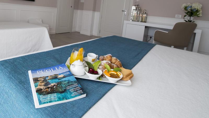 Bianco Riccio Suite Hotel - Oda