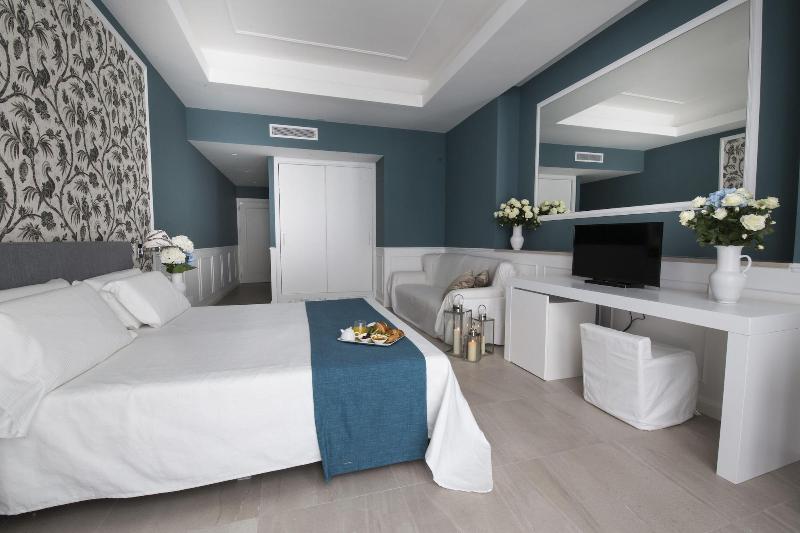 Bianco Riccio Suite Hotel - Oda
