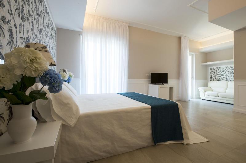Bianco Riccio Suite Hotel - Oda