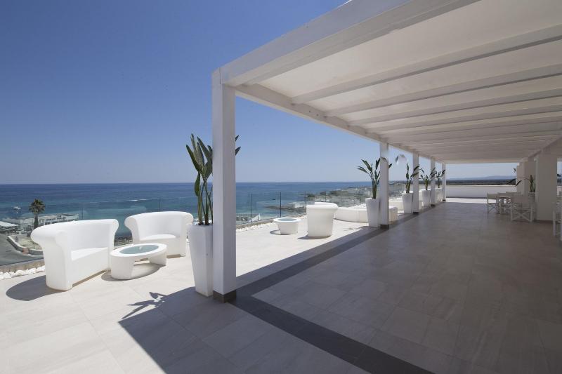 Bianco Riccio Suite Hotel - Teras