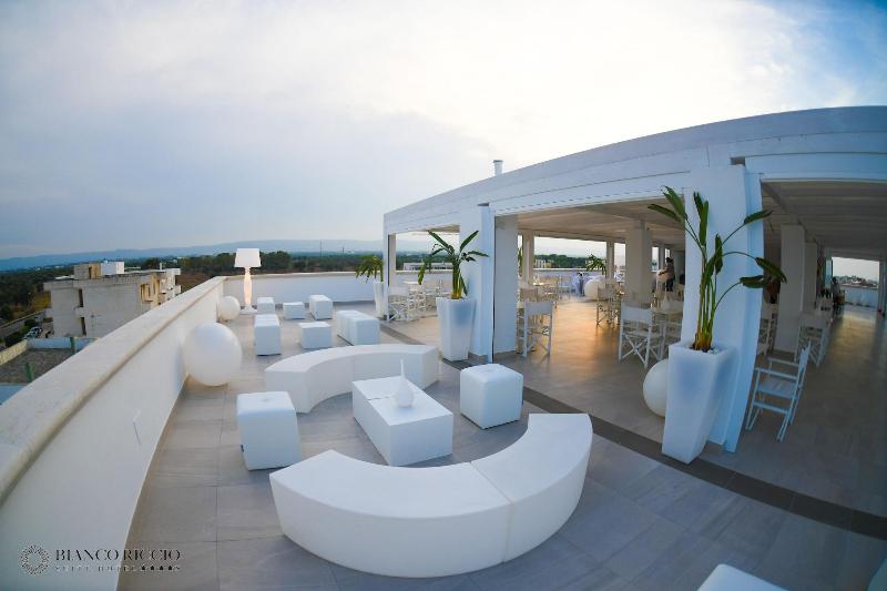 Bianco Riccio Suite Hotel - Teras