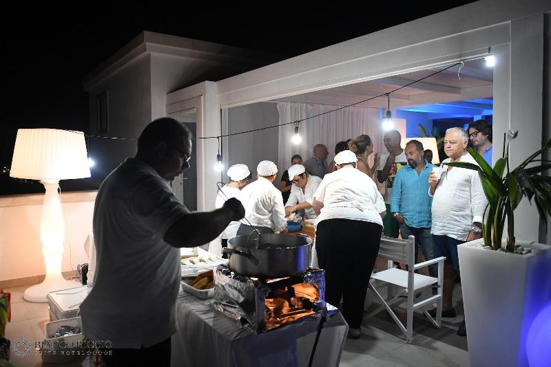 Bianco Riccio Suite Hotel - Teras