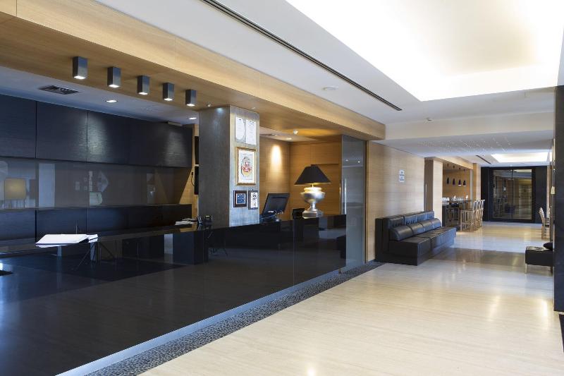 Hotel Pineta Wellness & Spa - Lobi