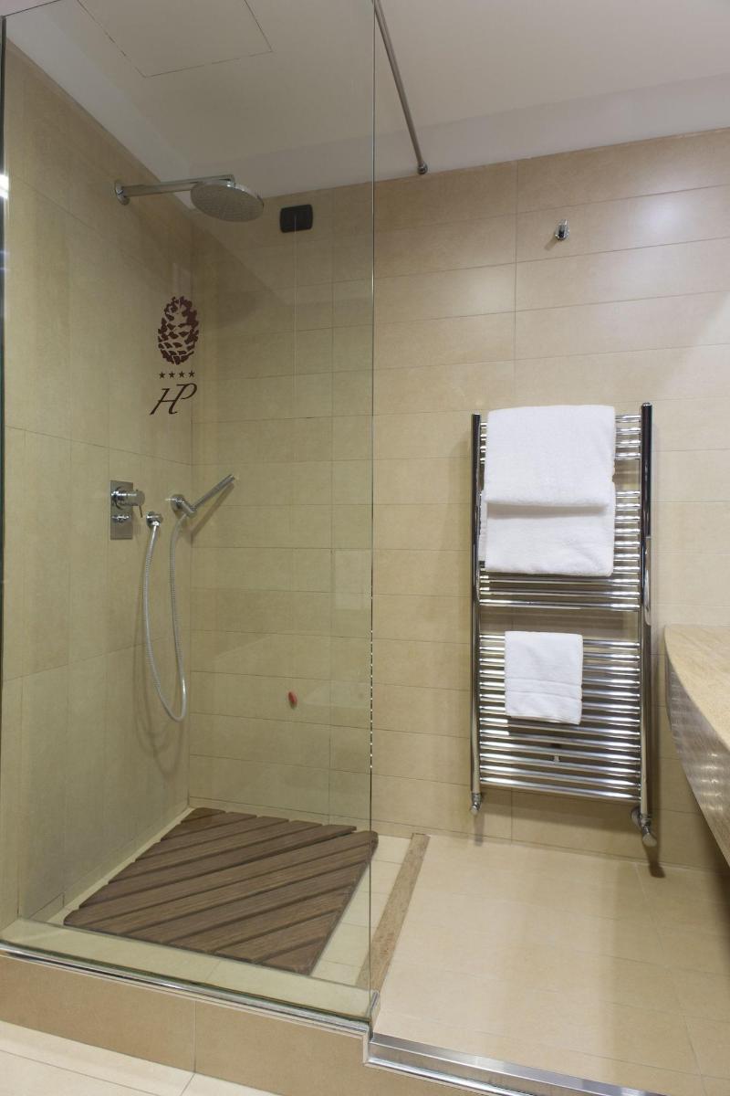 Hotel Pineta Wellness & Spa - Oda