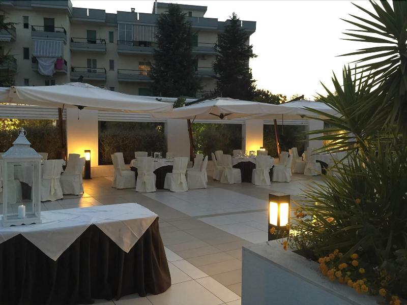 Hotel Pineta Wellness & Spa - Restoran