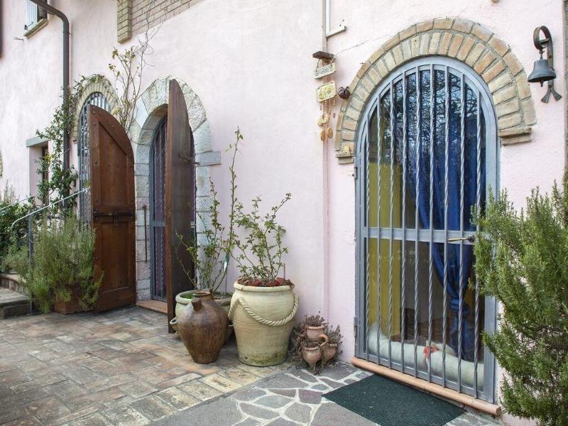 B&B With Pool and View of Assisi - Genel