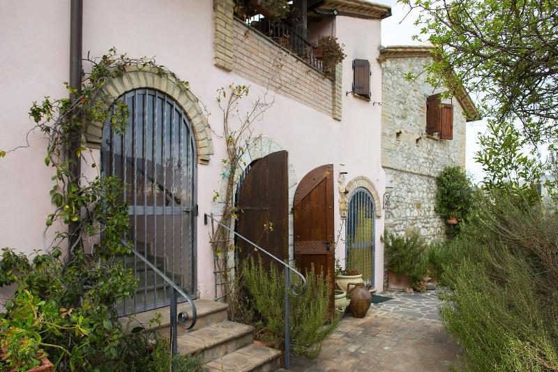 B&B With Pool and View of Assisi - Genel