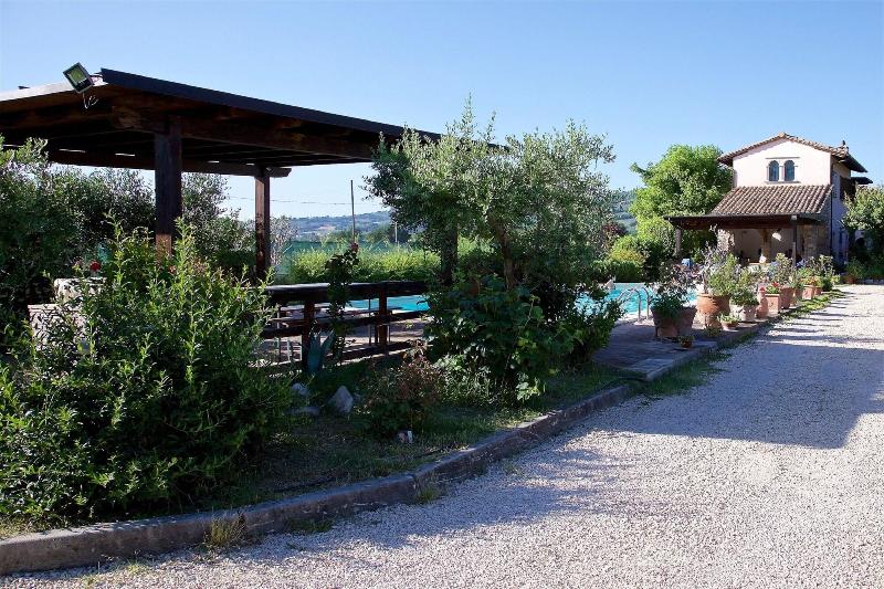 B&B With Pool and View of Assisi - Genel