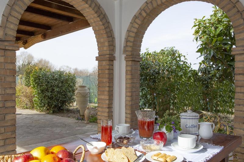 B&B With Pool and View of Assisi - Restoran