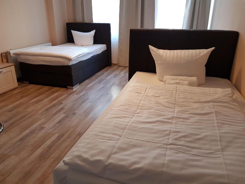 Hotel-Residenz Oberurseler Hof - Lobi