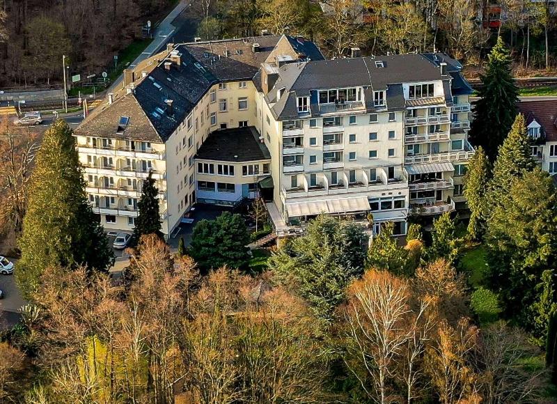 Parkhotel Am Taunus - Genel