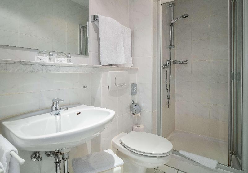 Parkhotel Am Taunus - Oda