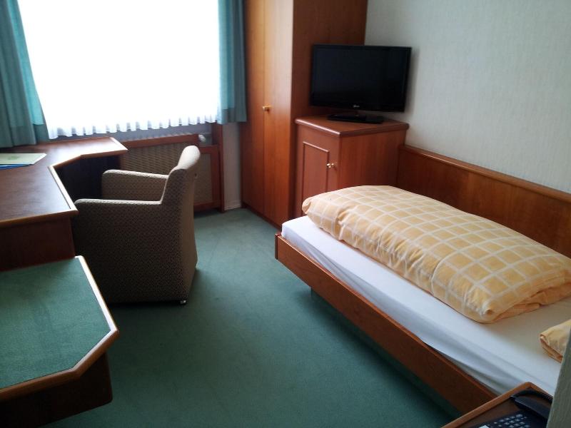 Parkhotel Am Taunus - Oda