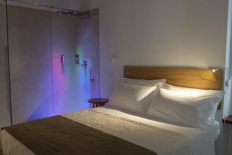 Donna Domenica Boutique Suites - Oda