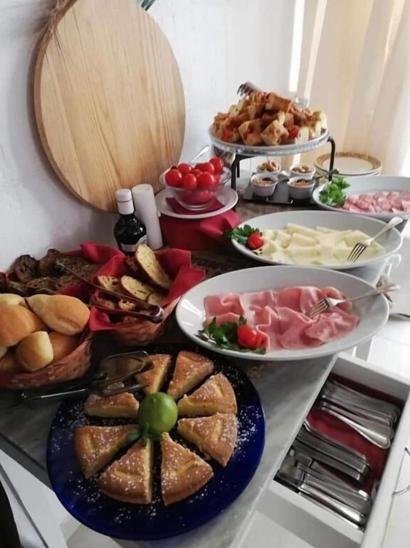 Donna Domenica Boutique Suites - Restoran