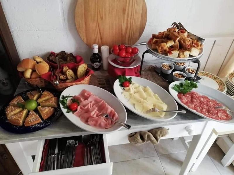 Donna Domenica Boutique Suites - Restoran