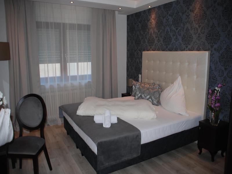 Hotel Zur Linde - Oda