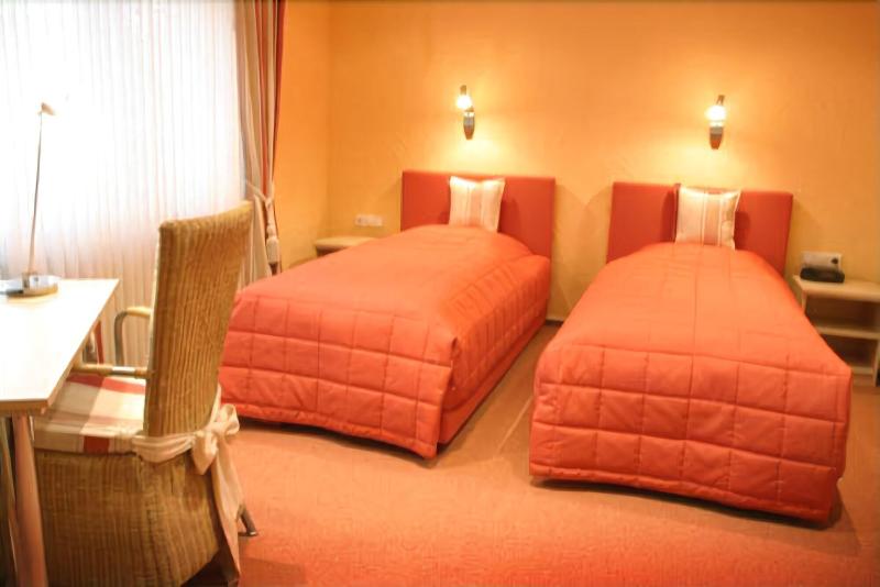 Hotel Zur Linde - Oda