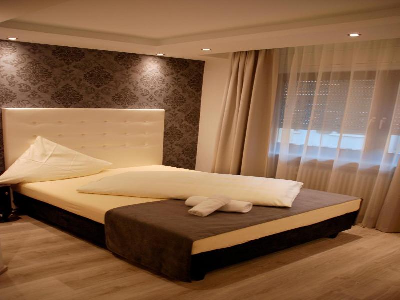 Hotel Zur Linde - Oda