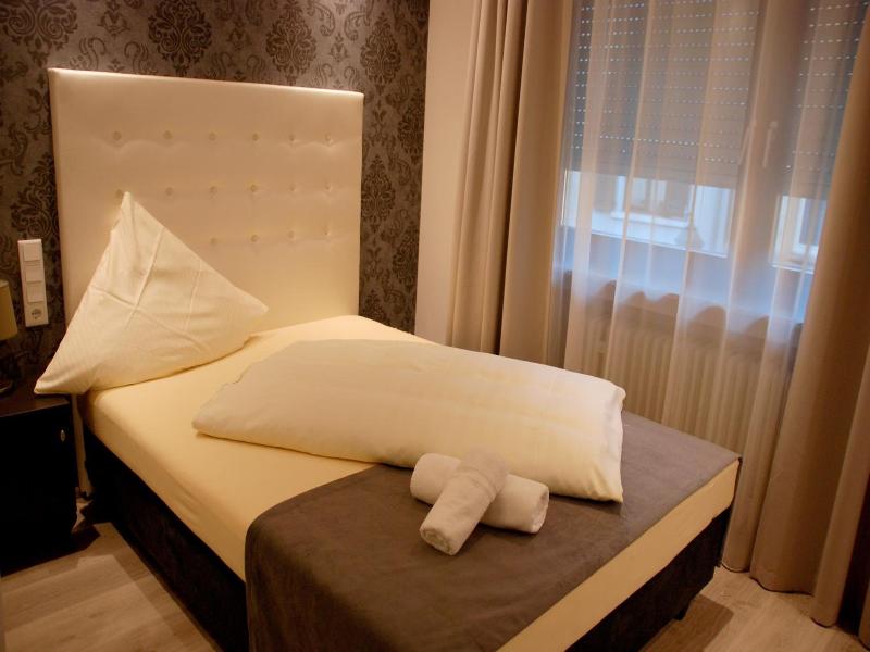 Hotel Zur Linde - Oda
