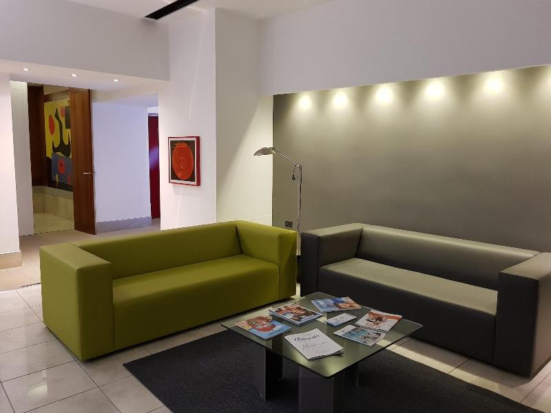 Hotel Artemide - Lobi