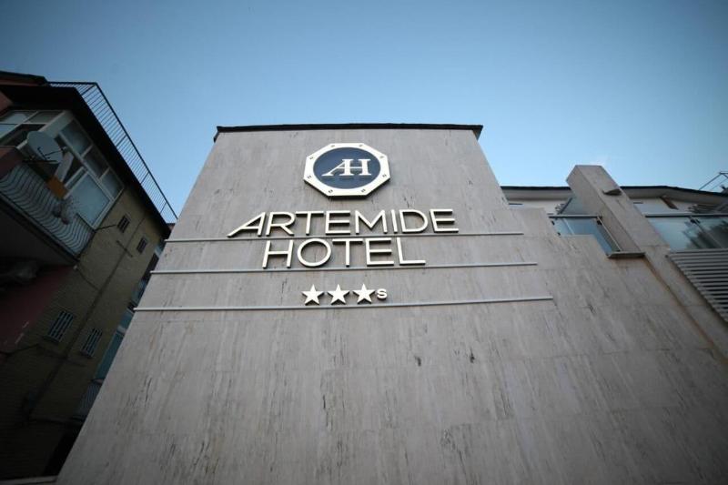 Hotel Artemide - Genel