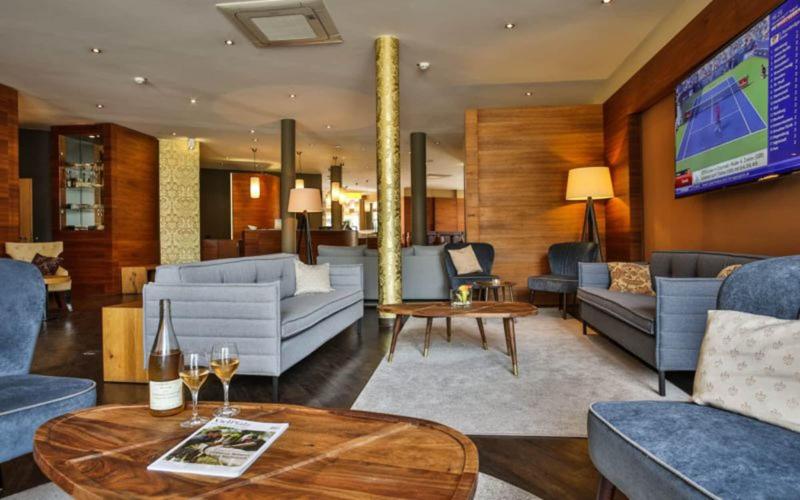 Bacchus Hotel - Lobi