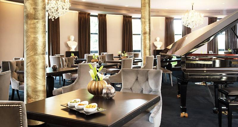 Victor's Residenz-Hotel Schloss Berg - Bar