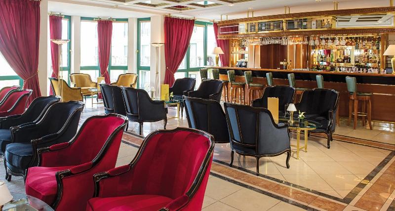 Victor's Residenz-Hotel Schloss Berg - Bar