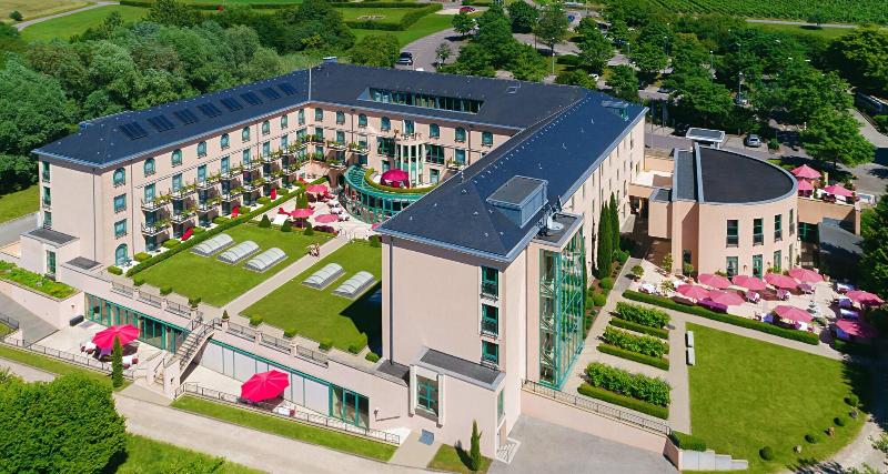 Victor's Residenz-Hotel Schloss Berg - Genel