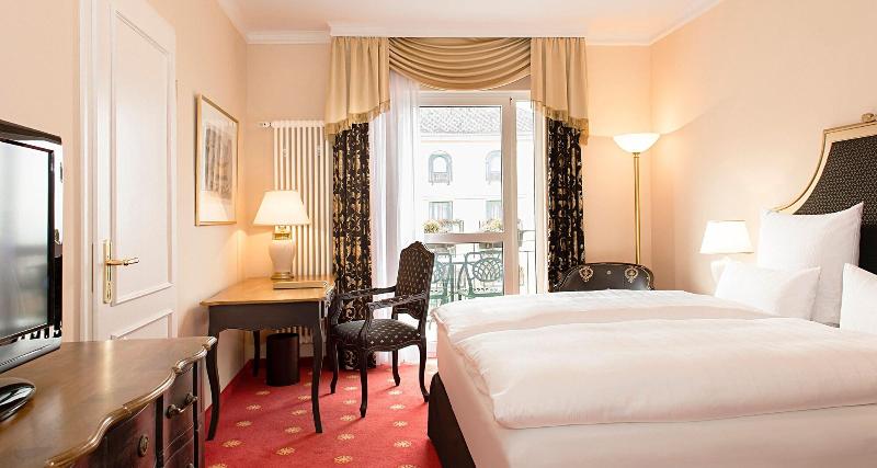 Victor's Residenz-Hotel Schloss Berg - Oda