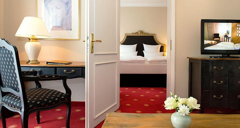 Victor's Residenz-Hotel Schloss Berg - Oda