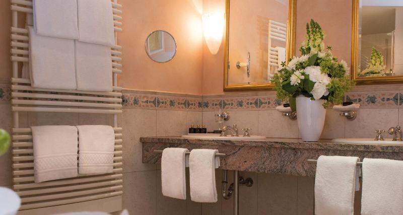 Victor's Residenz-Hotel Schloss Berg - Oda