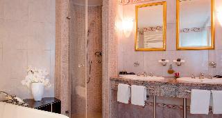 Victor's Residenz-Hotel Schloss Berg fotoÄŸrafÄ±
