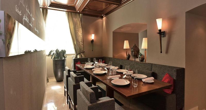 Victor's Residenz-Hotel Schloss Berg - Restoran