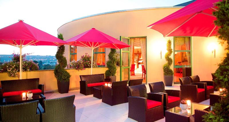 Victor's Residenz-Hotel Schloss Berg - Teras